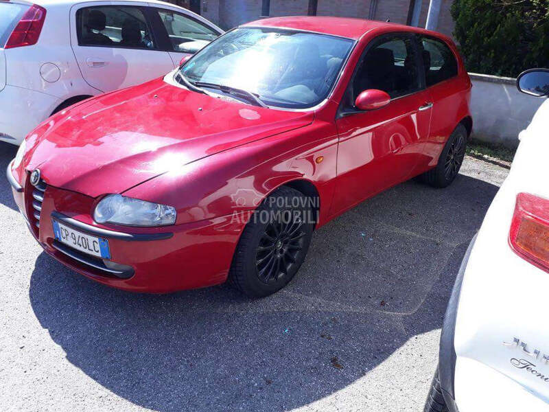 Hauba za Alfa Romeo 147 od 2001. do 2004. god.