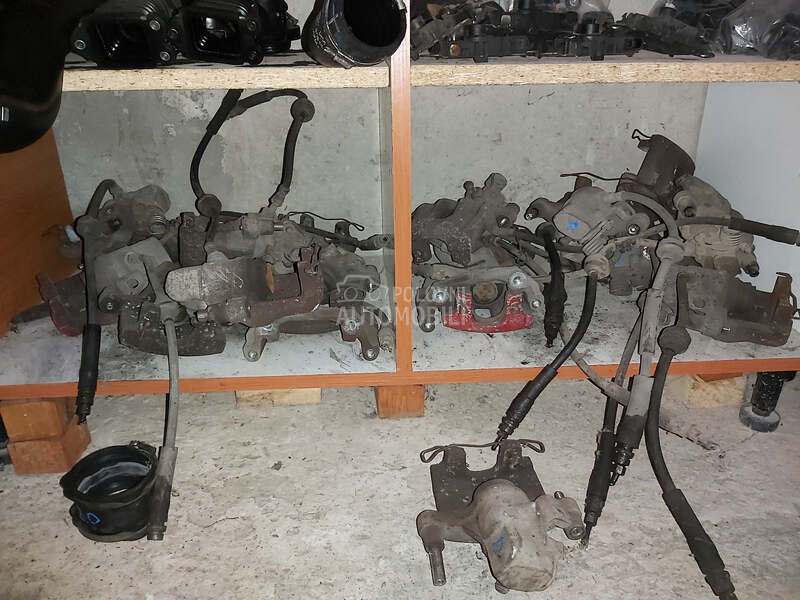 Kociona Klesta Zadnja za Ford C-Max od 2003. do 2010. god.