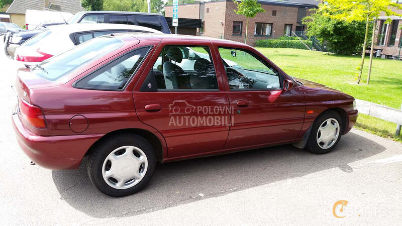 Delovi za Ford Escort