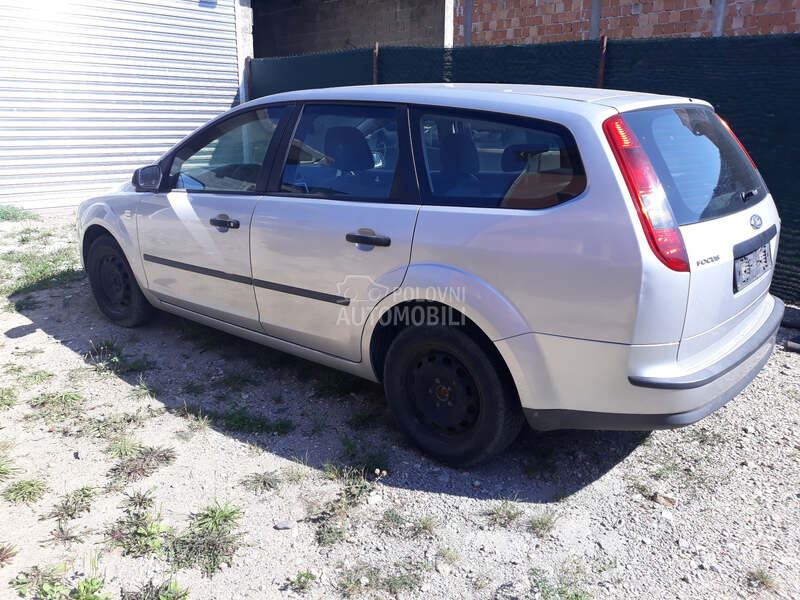 Ford Focus 2006. god. - kompletan auto u delovima
