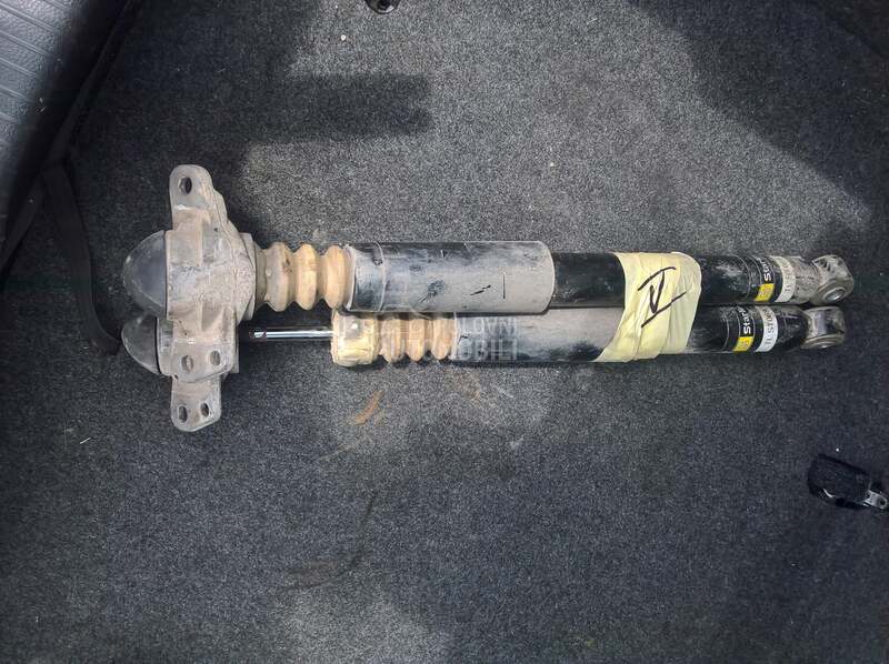 Zadnji amortizer za Volkswagen Golf 5