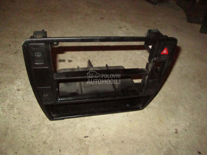 Centrala konzola Pasat b5.5 za Volkswagen Passat B5.5 od 2001. do 2005. god.