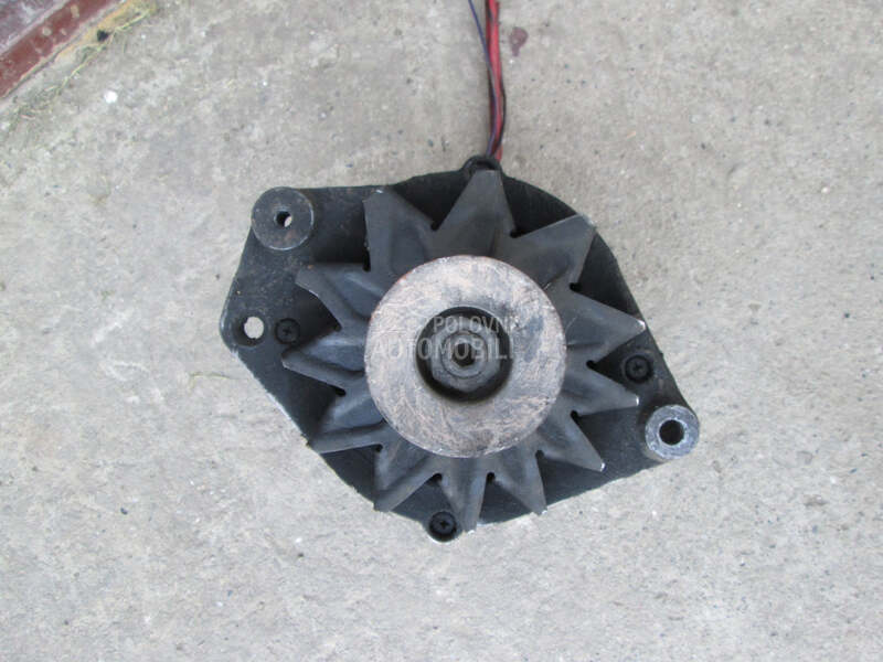 Alternator 1.6 td za Volkswagen Passat B3