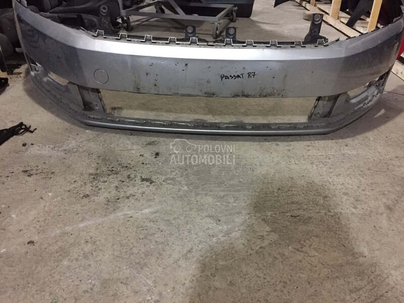 PREDNJI BRANIK za Volkswagen Passat B7