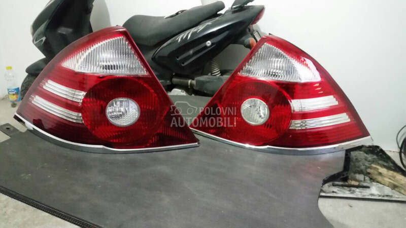 Stop svetla restayling za Ford Mondeo od 2001. do 2007. god.