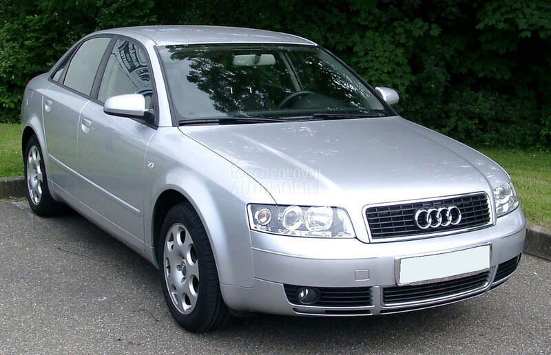Audi A4 2002. god. - kompletan auto u delovima