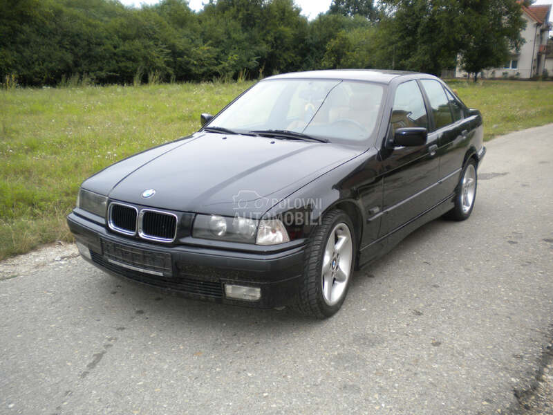 BMW 320 - kompletan auto u delovima