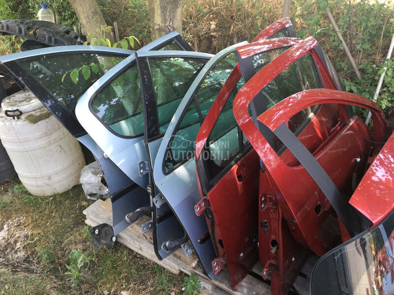 Vrata za pezo 407 za Peugeot 206, 307, 308 ... od 2000. do 2008. god.