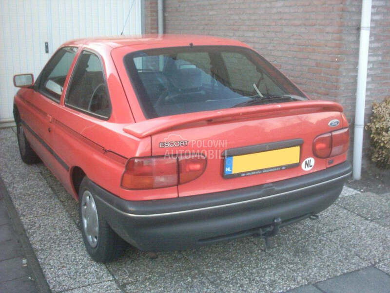 Delovi za Ford Escort