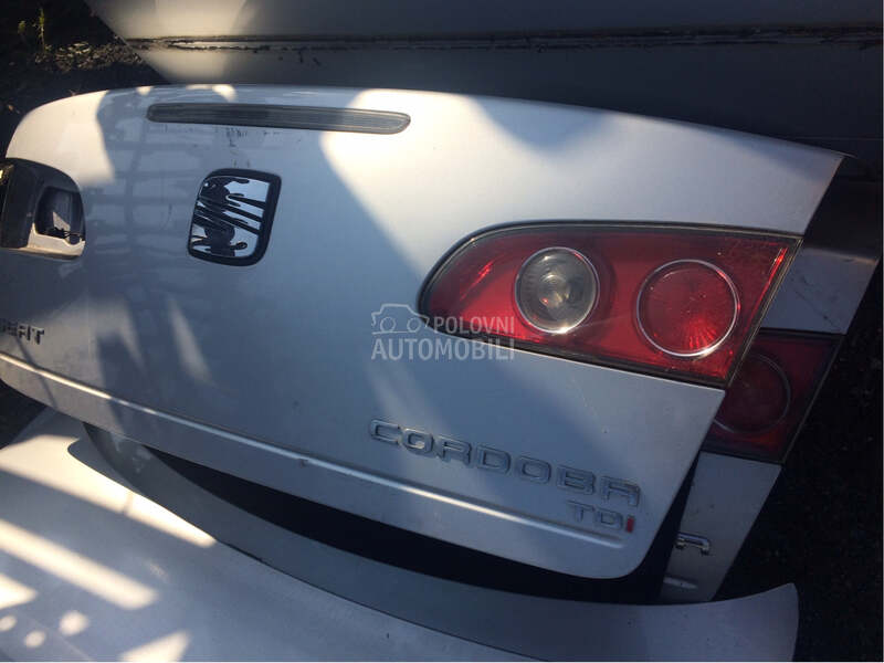Gepek vrata za seat cordobu za Seat Cordoba od 2002. do 2009. god.