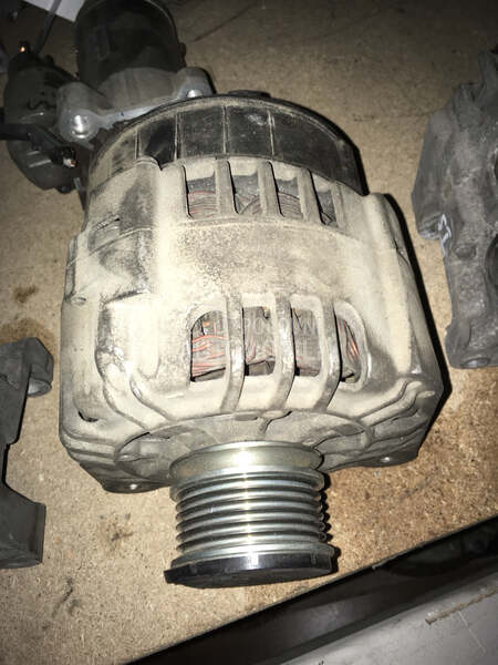 Alternator 1.5dci za Dacia Logan