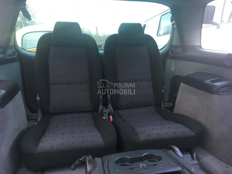 pomocna sedista Iznajmljivanje za Peugeot 307, 308 od 2000. do 2012. god.