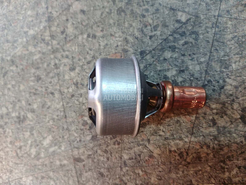 Termostat u crevu za Renault Clio, Fuego, R 4 ...