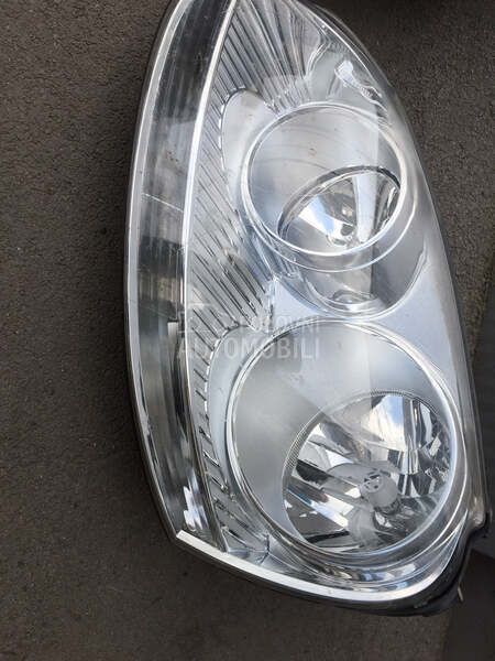 FAROVI BRANIK PRSA HAUBA ... za Volkswagen Golf 5