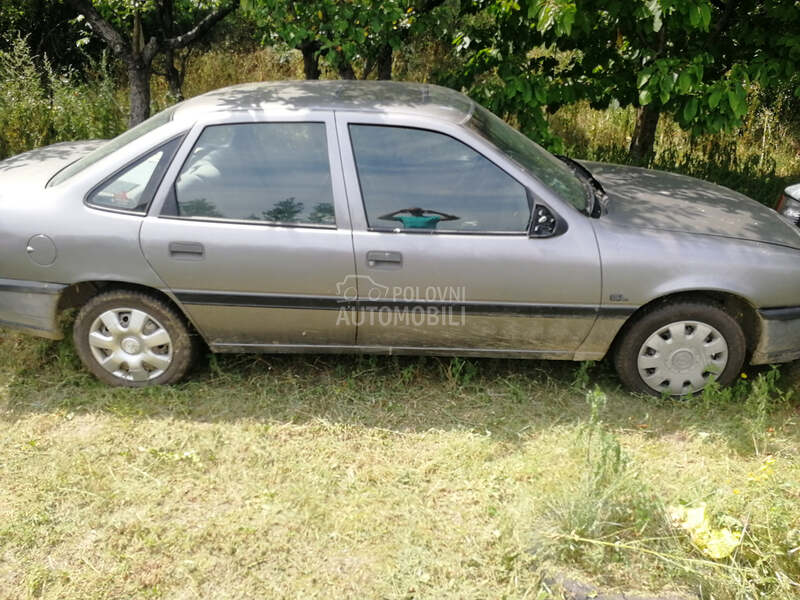 Delovi za Opel Vectra A 1990. god.