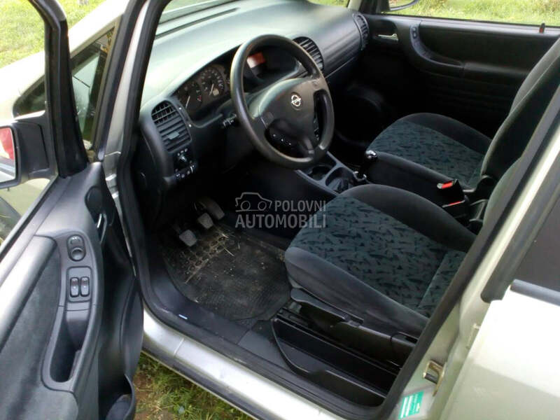 Tapaciri za Opel Zafira