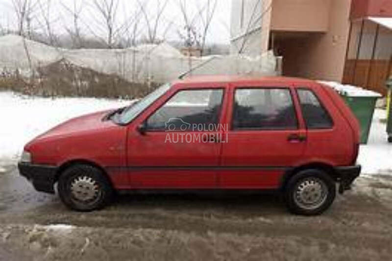 Fiat Uno 1992. god. -  kompletan auto u delovima
