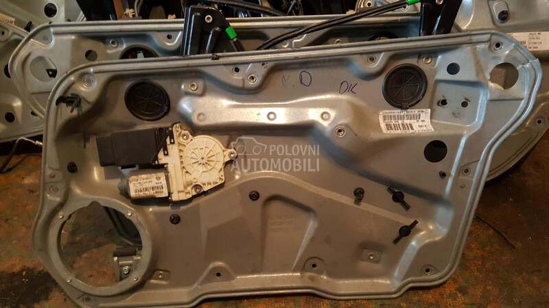 Prednji desni podizac za Volkswagen Golf 4