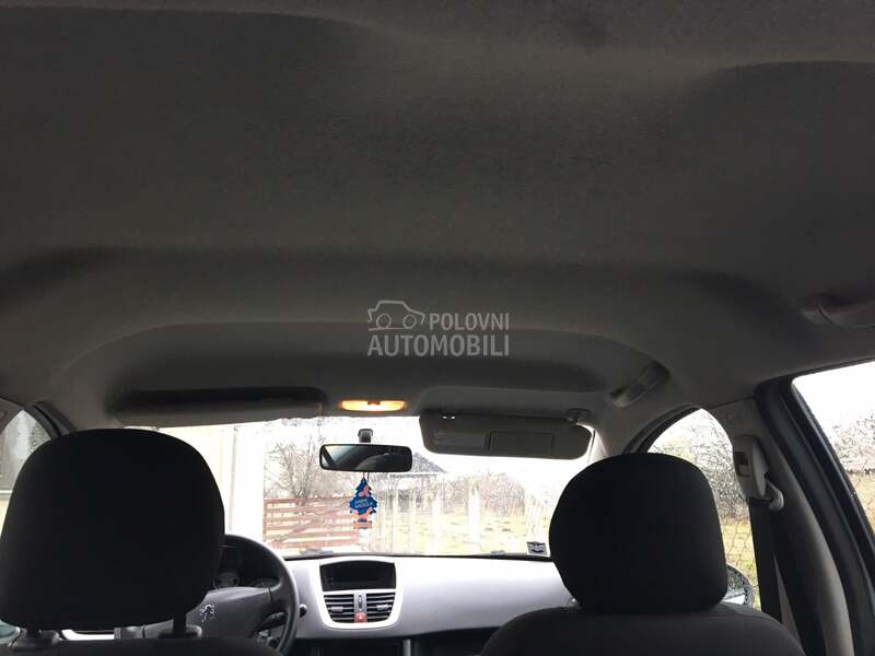 Nebo za Peugeot 207
