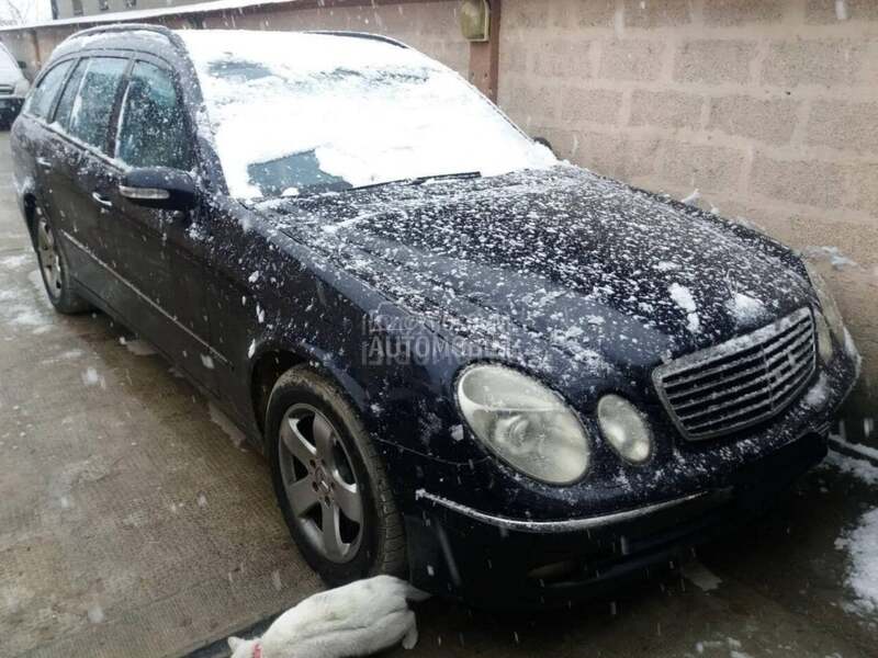 Mercedes Benz E Klasa W211 -  kompletan auto u delovima