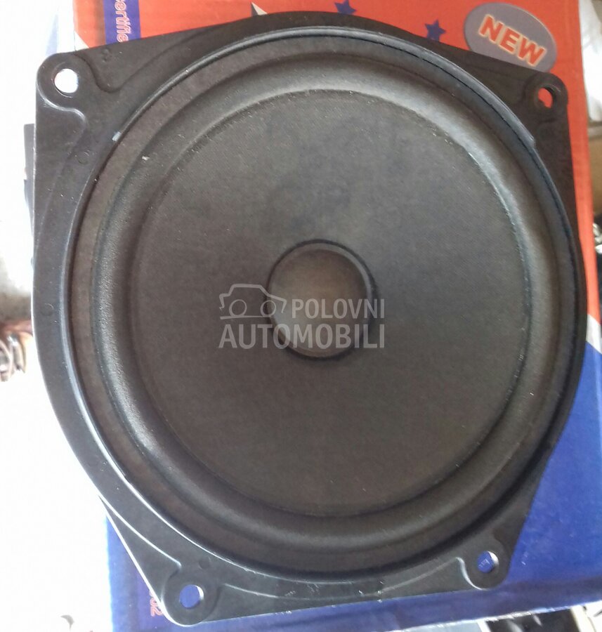 zvucnici za Land Rover Freelander