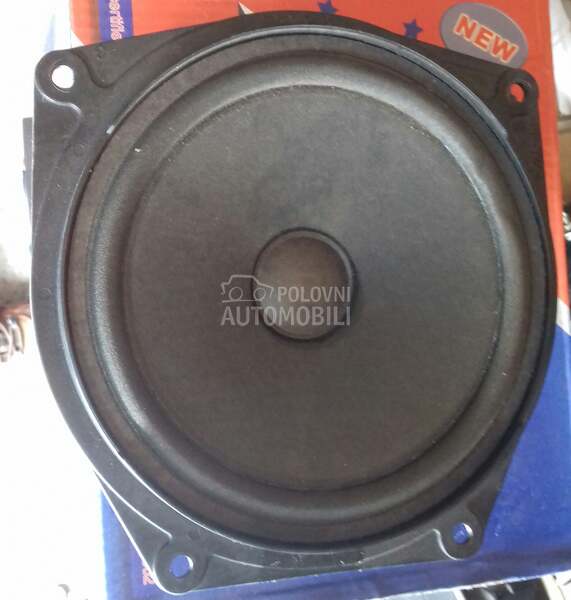 zvucnici za Land Rover Freelander
