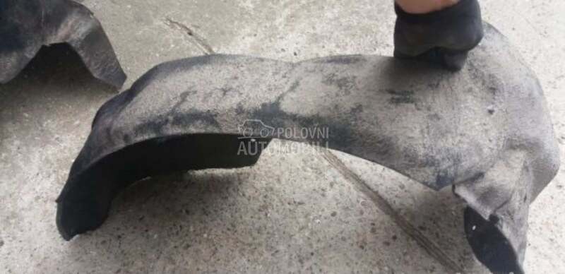 potkrilo levo ili desno zadnje za Alfa Romeo 147