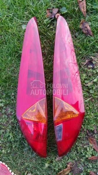 Stop lampa 3v 5v za Fiat Punto od 2000. do 2011. god.