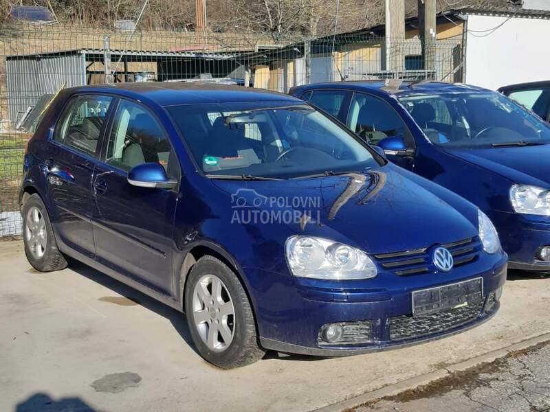Volkswagen Golf 5 - kompletan auto u delovima