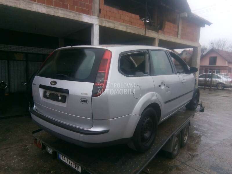 Ford Focus - kompletan auto u delovima