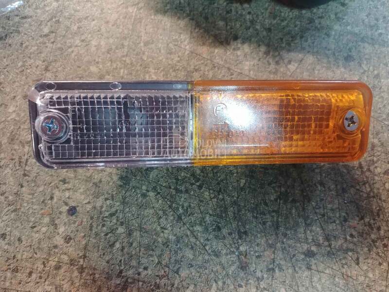 Migavac prednji u braniku za Zastava 101, 128, Poly