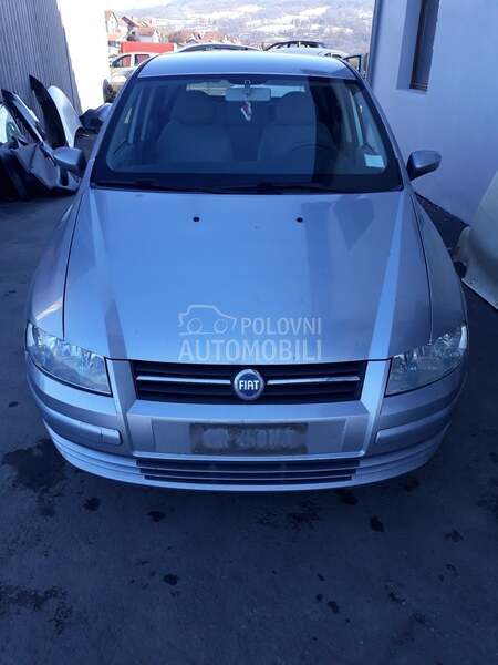 Fiat Stilo - kompletan auto u delovima