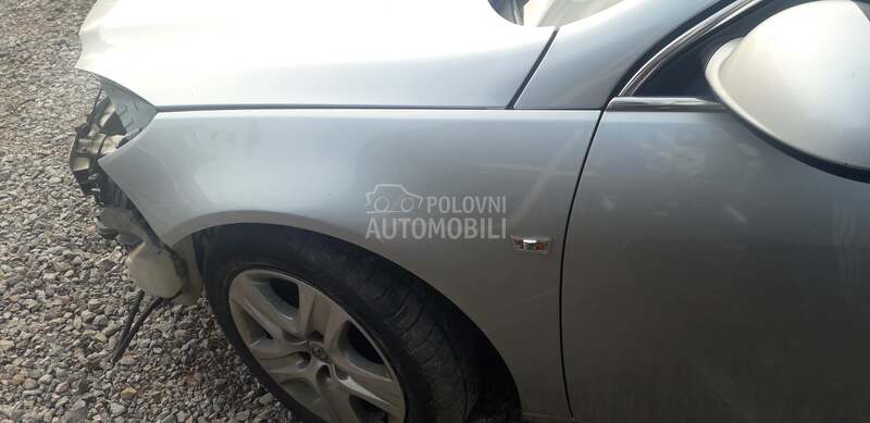levo krilo sivo za Opel Insignia od 2009. do 2013. god.