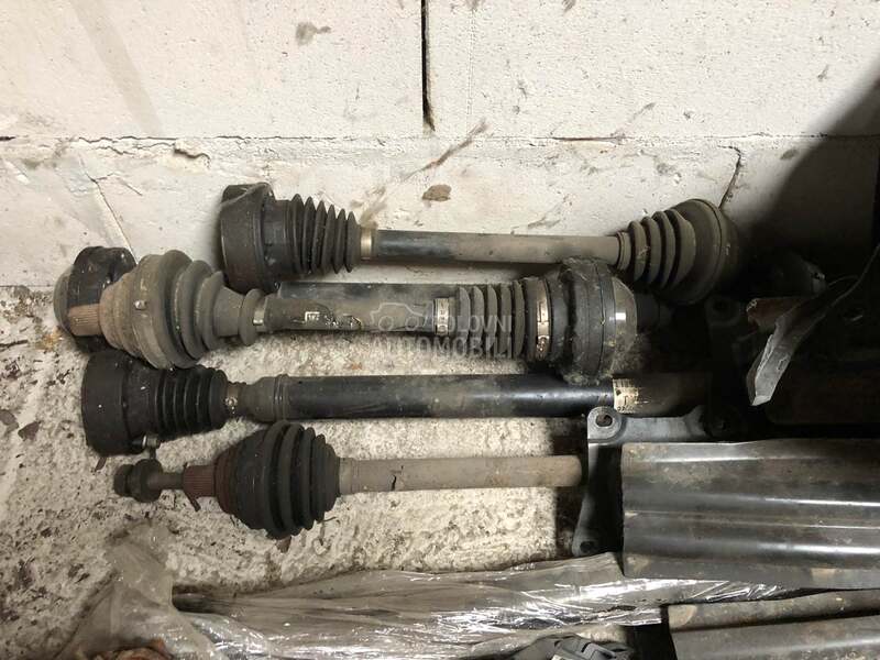 poluosovina za Volkswagen Golf 5 od 2004. do 2009. god.