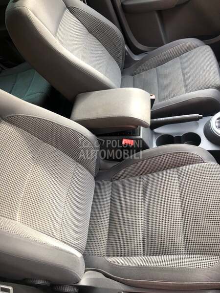 Sedista za Volkswagen Touran