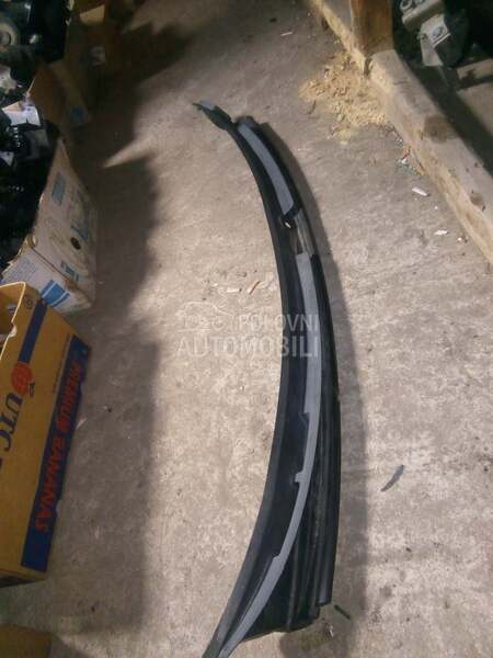 plastika ispod soferke e46 za BMW Serija 3