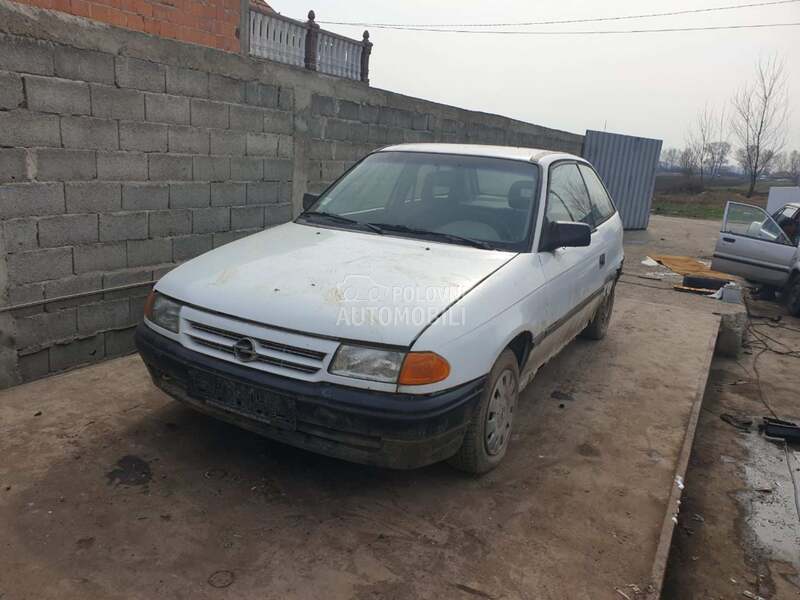 Delovi za Opel Astra F 1996. god.