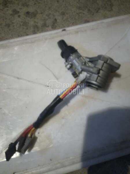 Brava paljenja za Peugeot 406 od 2000. do 2004. god.
