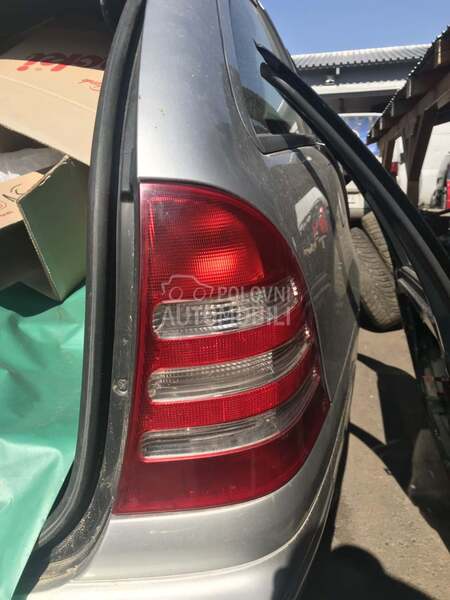 stop svetlo karavan za Mercedes Benz C Klasa