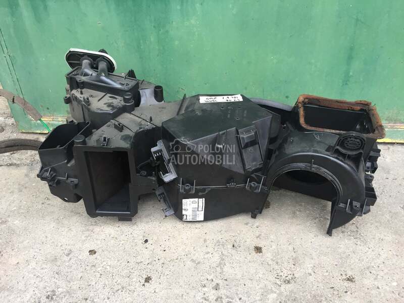Tunel sa hladnjakom za Volkswagen Golf 4