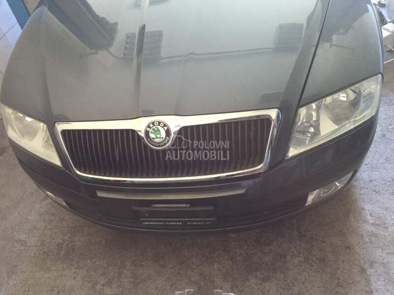 Škoda Octavia 2009. god. - kompletan auto u delovima