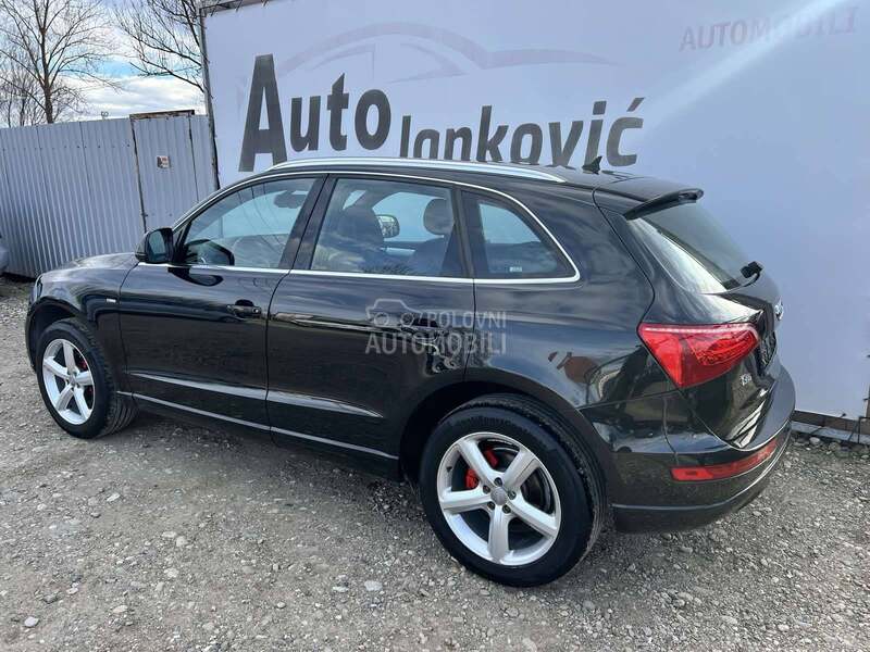 Audi Q5 2011 photo 2