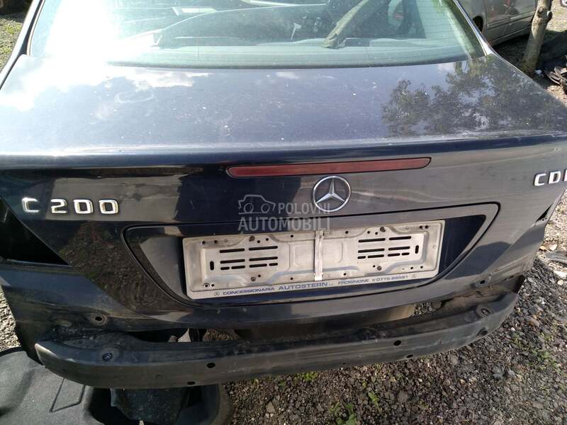 gepek vrata za Mercedes Benz C Klasa od 2001. do 2007. god.