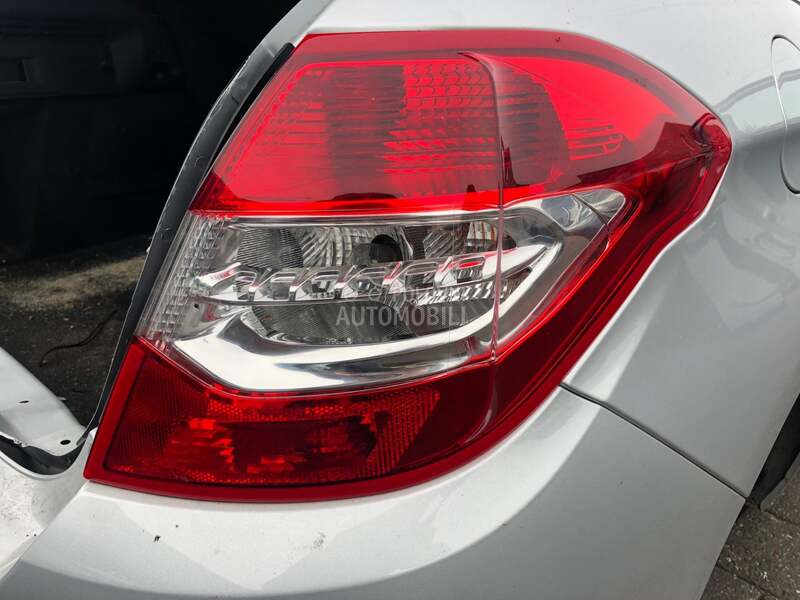 LAMPE za Peugeot 206, 207, 307 ... od 2005. do 2010. god.