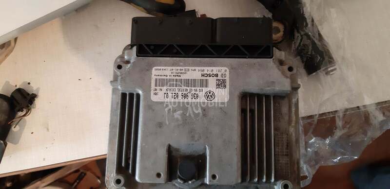motorni racunar za Volkswagen Golf 5, Golf 6, Passat B5.5 ...