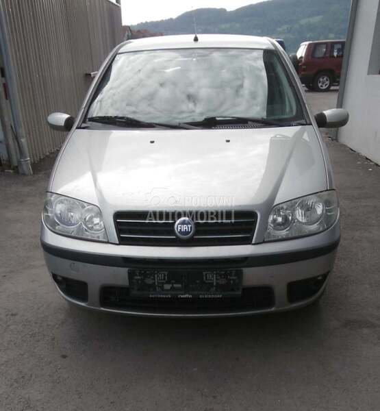 Fiat Punto - kompletan auto u delovima