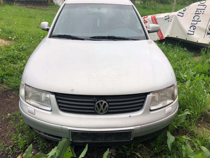 Volkswagen Passat B5 - kompletan auto u delovima