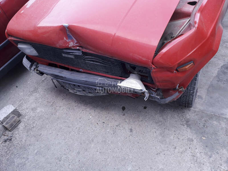 Zastava 101 2007. god. - kompletan auto u delovima