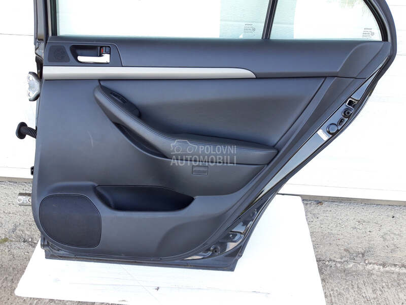 Zadnji D. Tapacir Vrata -KOZNI za Toyota Avensis od 2003. do 2009. god.