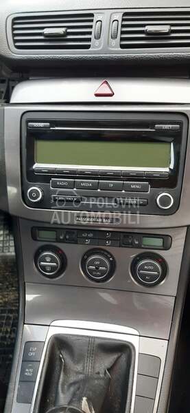 Radion CD za Volkswagen Golf 5, Golf 6, Golf Plus ... od 2004. do 2010. god.